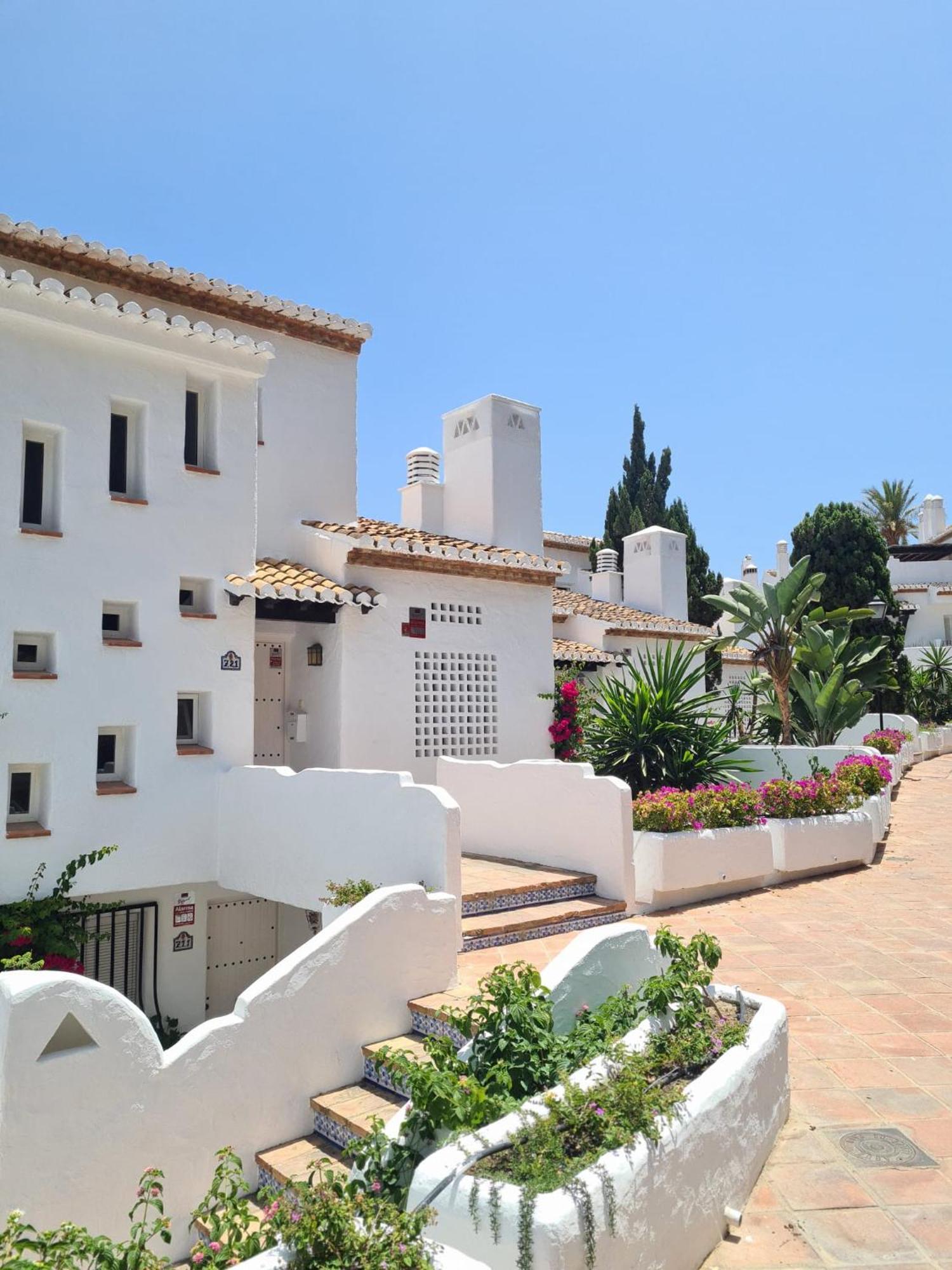 Apartamento Sunny Getaway La Herradura  Exterior foto
